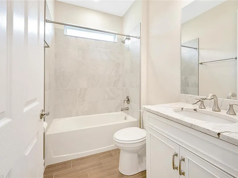 16808 Bay Island Ct — Photo 23