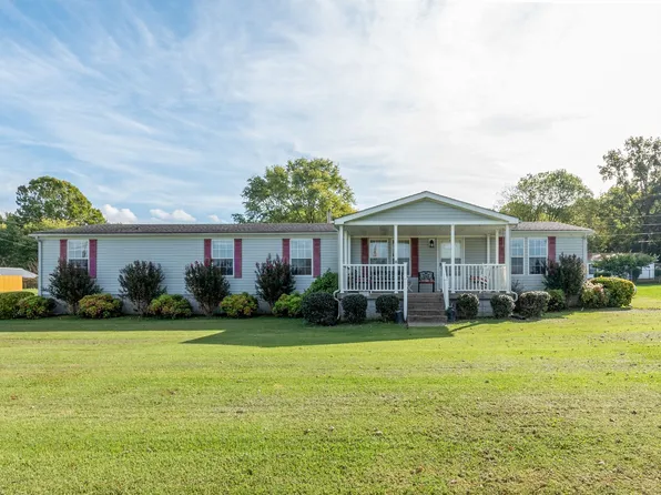 40 Darrell Ln, Hartsville, TN 37074