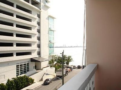 2nd image of 600 NE 25th St #5