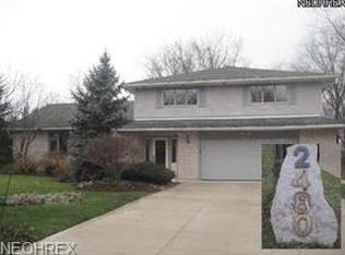 2480 Brian Dr, Beachwood, OH