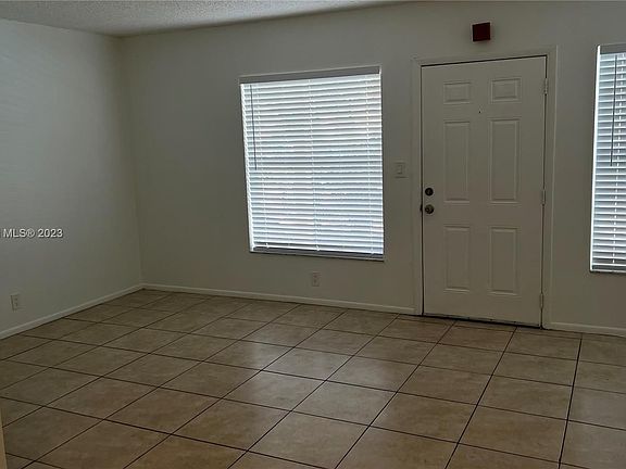 4th image of 3100 Coral Springs Dr APT 1E