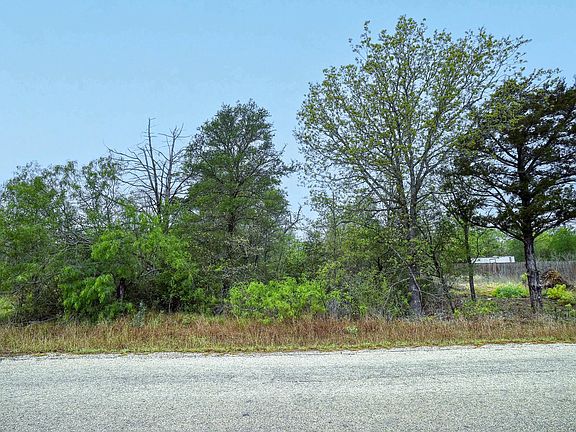 2nd image of N Gaines Rd