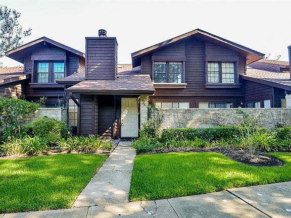 3rd image of 2510 Grants Lake Blvd