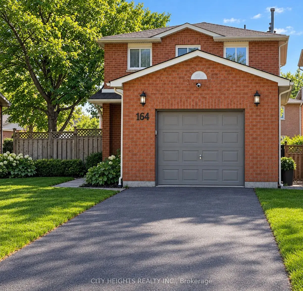 3 bed, $2,850 — Photo 1