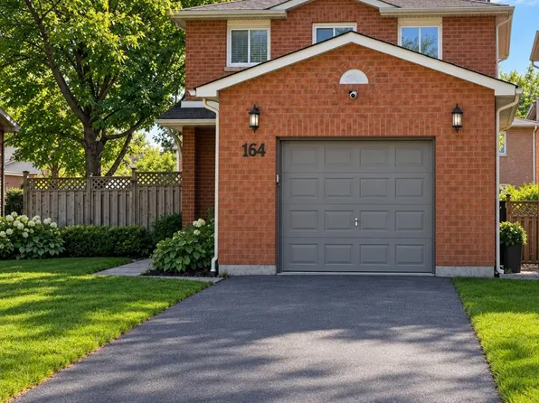 164 Daniels Cres, Ajax, ON L1T 1Z3