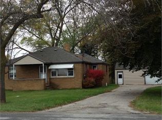 1105 Midland Rd, Saginaw, MI 48638