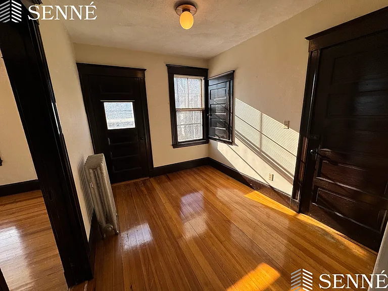 11 Ware St #3 — Photo 3