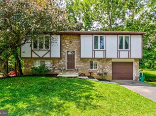 2776 Valley Dr, Lancaster, PA 17603