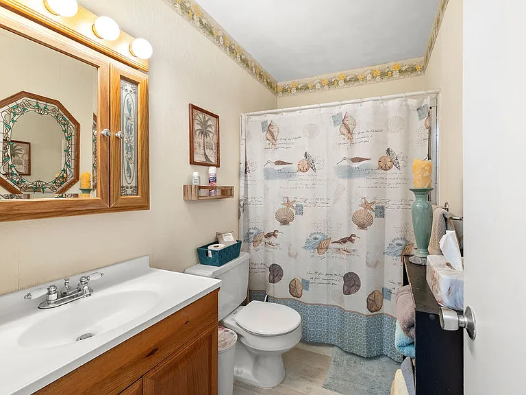 2800 Indian River Blvd #R9 — Photo 3
