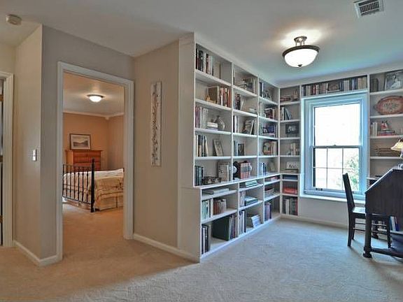 4th image of 6620 Autumnwood Dr