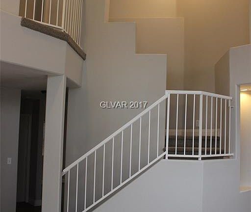 4th image of 7520 Wandering St