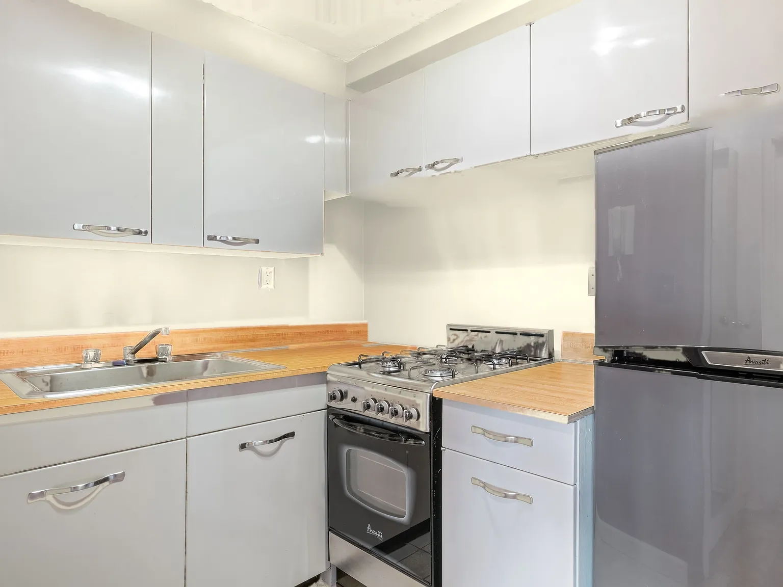 14 Horatio Street — Photo 4
