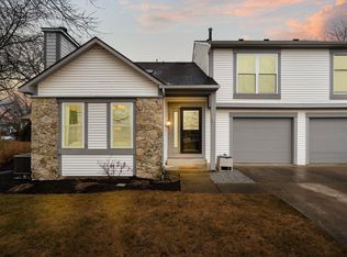 5903 Sawmill Woods Ct, Fort Wayne, IN 46835
