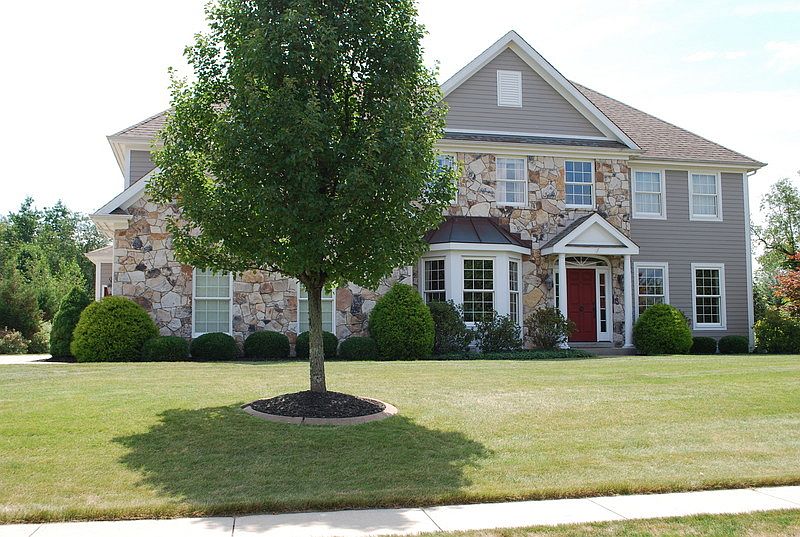 1st image of 312 Honeybee Dr