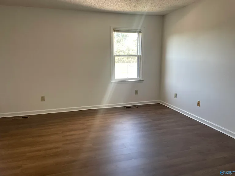 6613 Steeplechase Dr NW — Photo 10