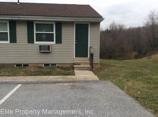 25 E 3rd Ave APT C3, Spring Grove, PA 17362