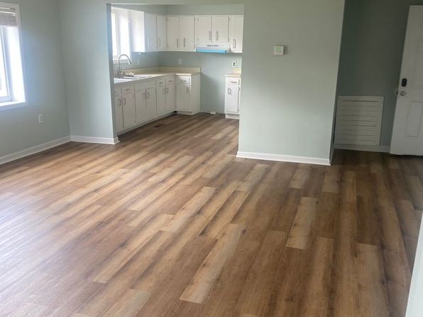 933 Roosevelt Blvd #2