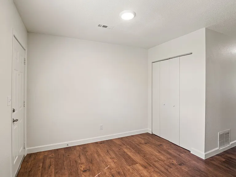 Metro Apartments At Bethalto — Photo 50