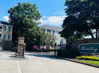 536 Bentley Pl, Tucker, GA 30084