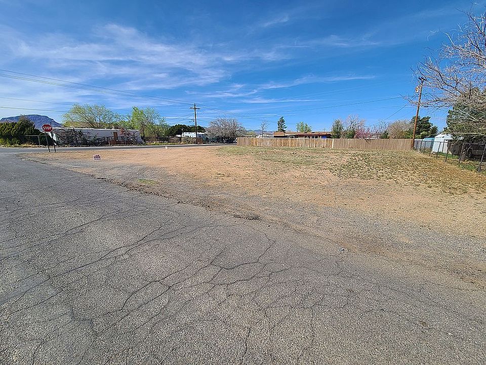 2nd image of 3755 E Ryan Ave