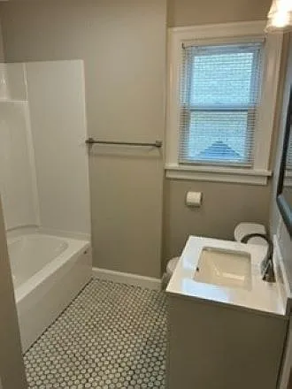 224 E Irvin Ave — Photo 17