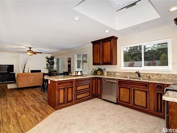 5th image of 4841 Hope Ln