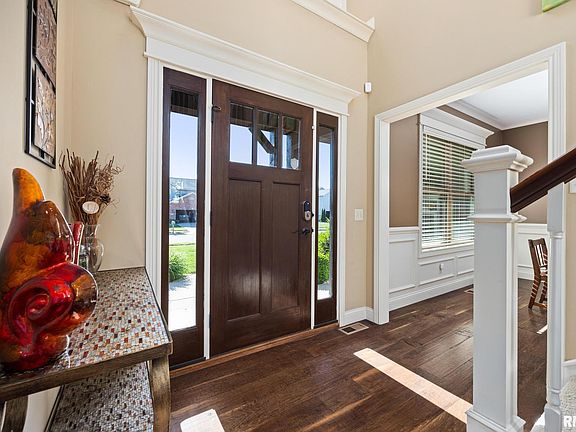 3rd image of 432 Onyx Dr