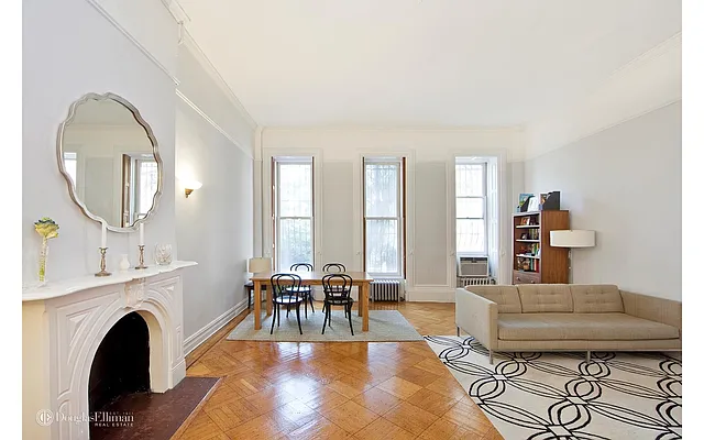 Rented by Douglas Elliman | media 23