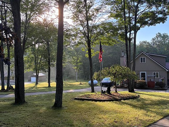 4th image of 108 Deerwood Ct