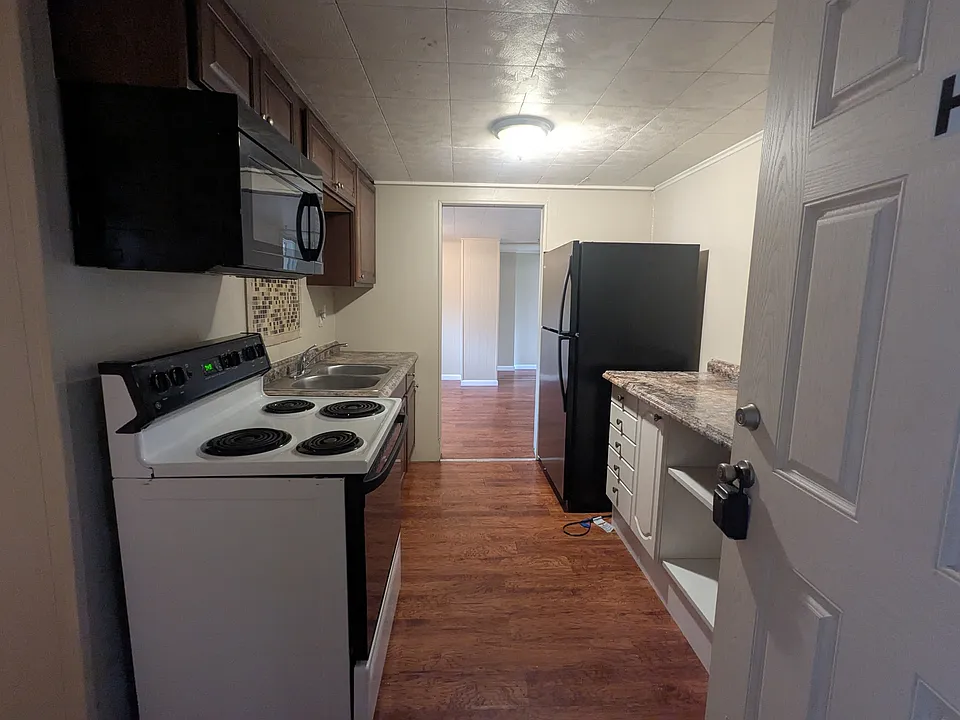 1 Desavage St #H