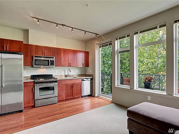 3rd image of 15100 6th Ave SW Unit 414