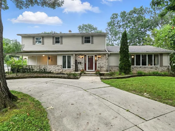 226 E Howard St, Willard, OH 44890