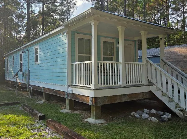 6126 E Newton St, Bay Saint Louis, MS