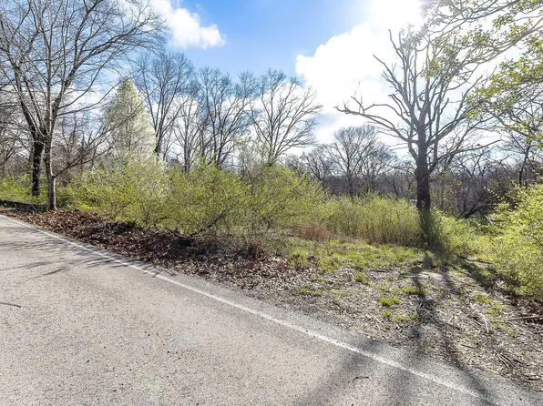 834 Fairmount Ave, Signal Mountain, TN 37377