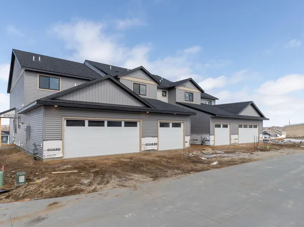 5237 Harvest Square Pl NW, Rochester, MN 55901