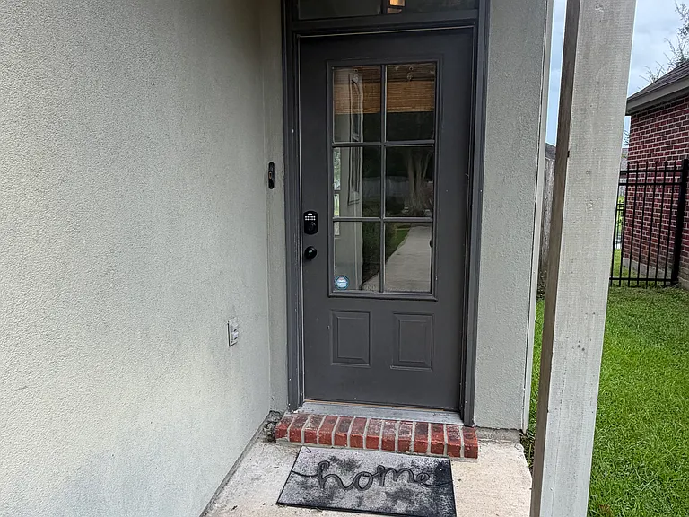 3001 Northbank Dr — Photo 17