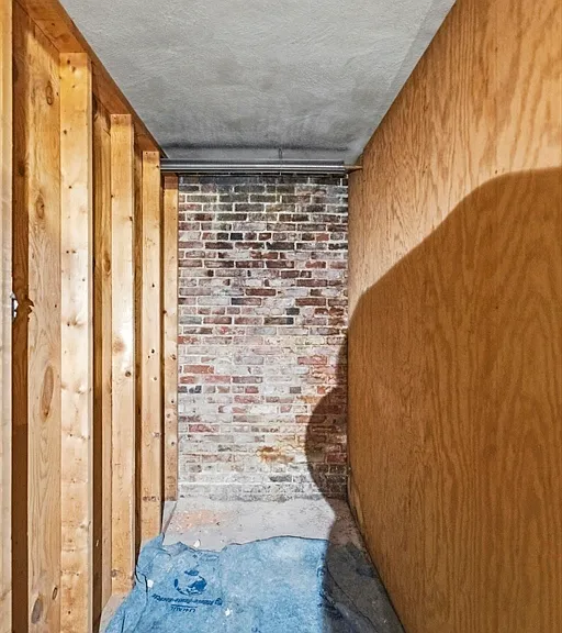 130 Emerson St #32C — Photo 8