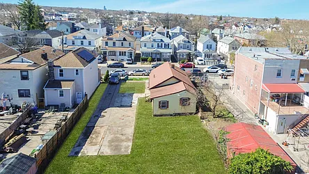 Sold by Remax Edge