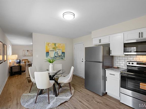 4th image of 1615 Blueberry Dr