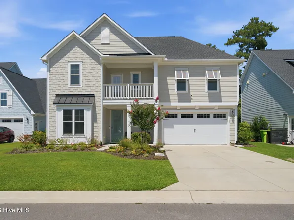 100 Daylight Drive, Hampstead, NC 28443