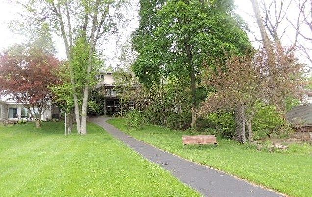 For Sale: 5975 S Woodstrail Dr, Columbia City, IN 46725