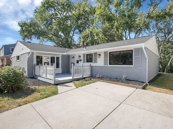 5563 Madrid Dr, Westerville, OH 43081