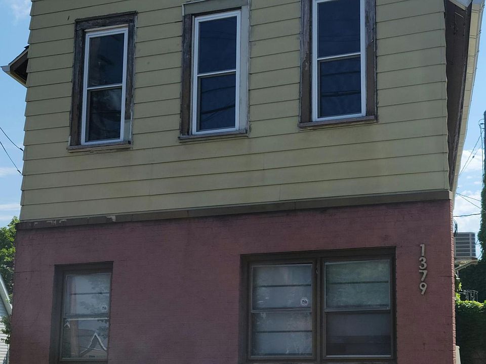 1st image of 1379 W 54th St