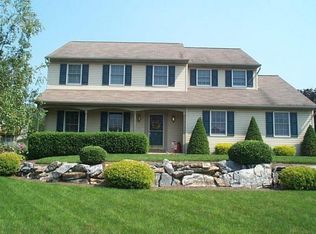 81 Millstone Dr, Brownstown, PA 17508