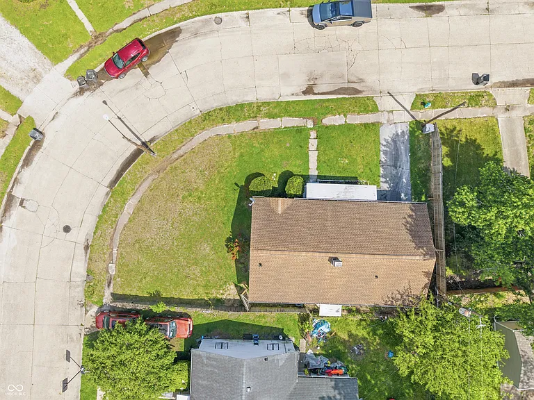 1441 W Lynn Dr — Photo 23