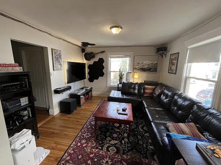 128 Grant St #1 — Photo 2