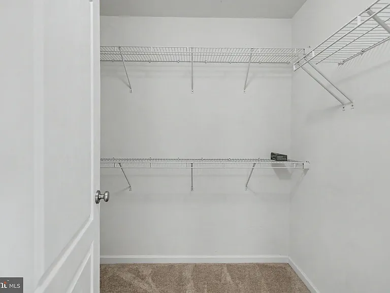 23108 Sunbury St — Photo 25