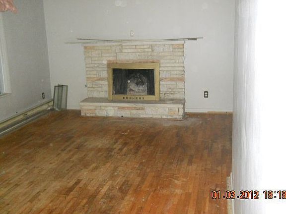 2nd image of 4305 Jo Dr