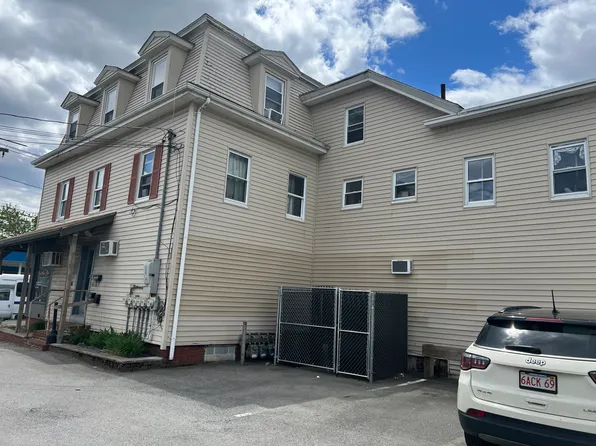 5 Andover St #S2, Peabody, MA 01960