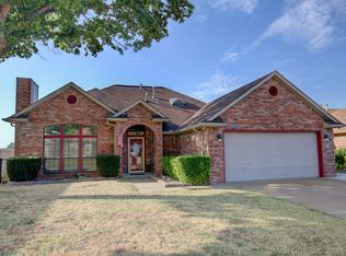 1159 E 137th St, Glenpool, OK 74033